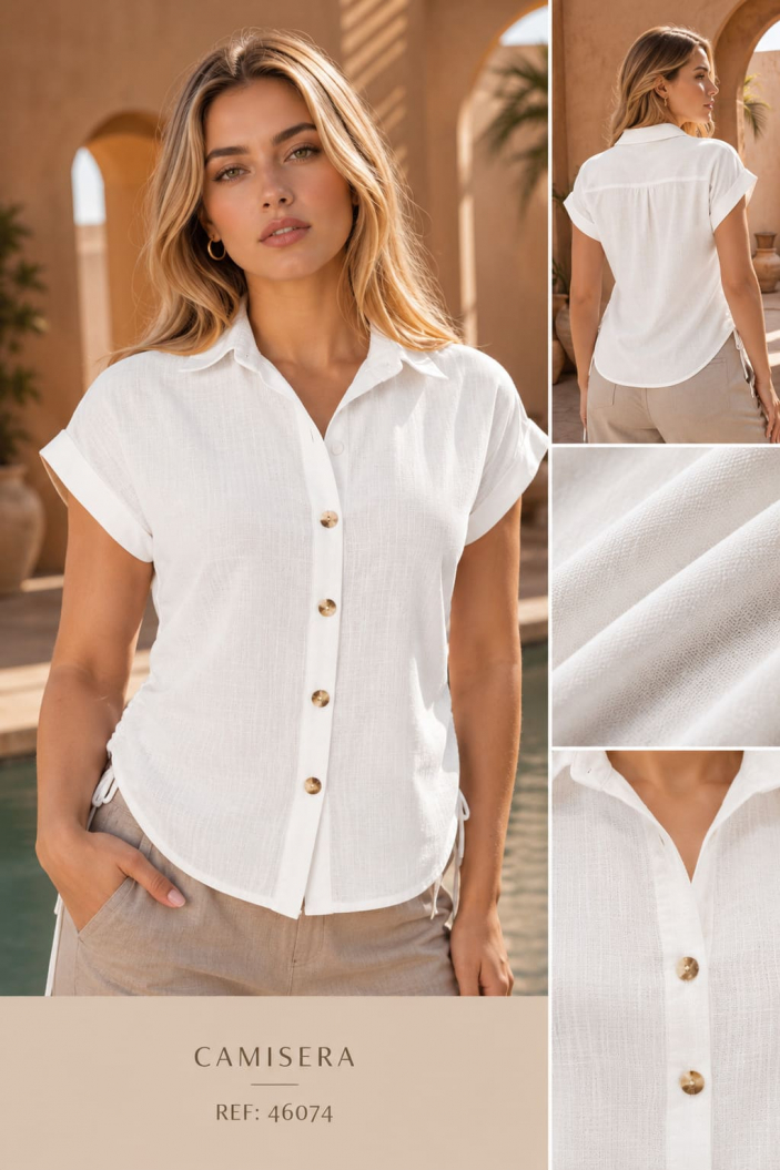 Camisera en Tela Bengalina de Manga Corta con Botones Frontales