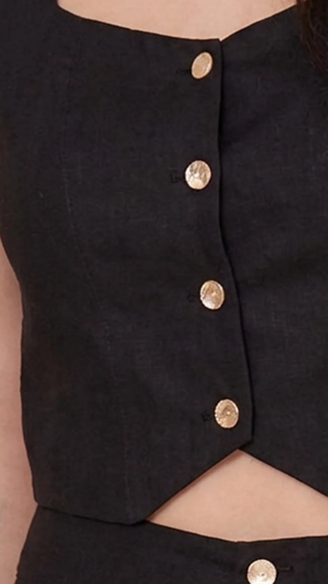 NEGRO - conjunto-blusa-corta-sisa-con-escote-cuadrado-boton-en-frente-negro