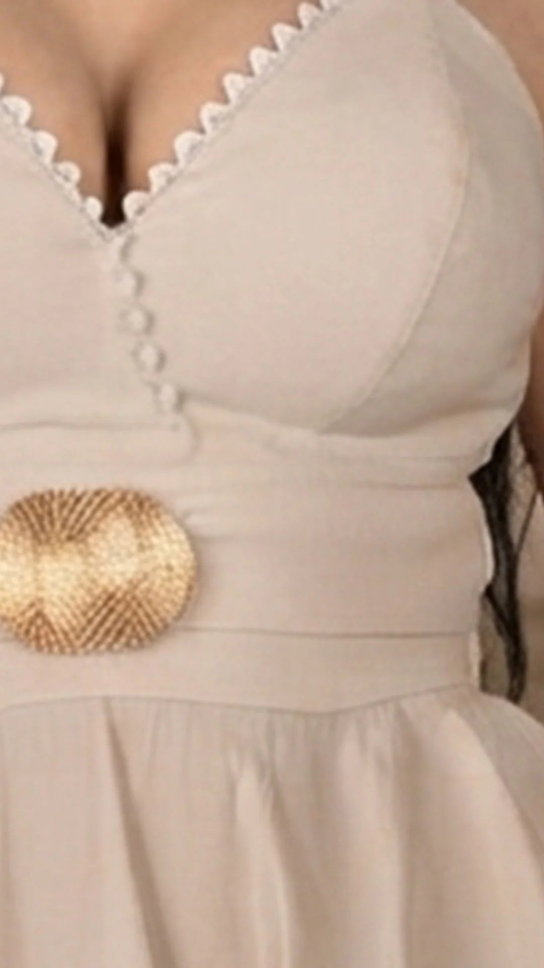 BEIGE - vestido-crop-top-de-tiras-con-copas-falda-corta-beige