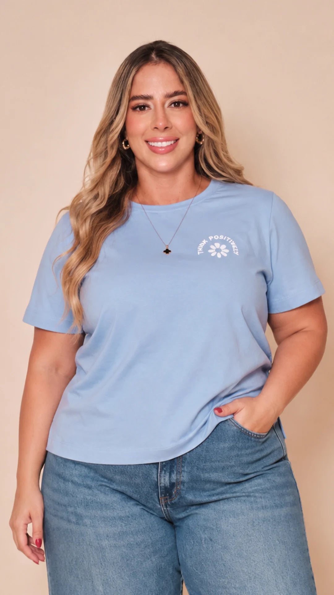 AZUL - blusa-plus-con-abertura-en-costados-estampado-sobre-tela-fria-azul