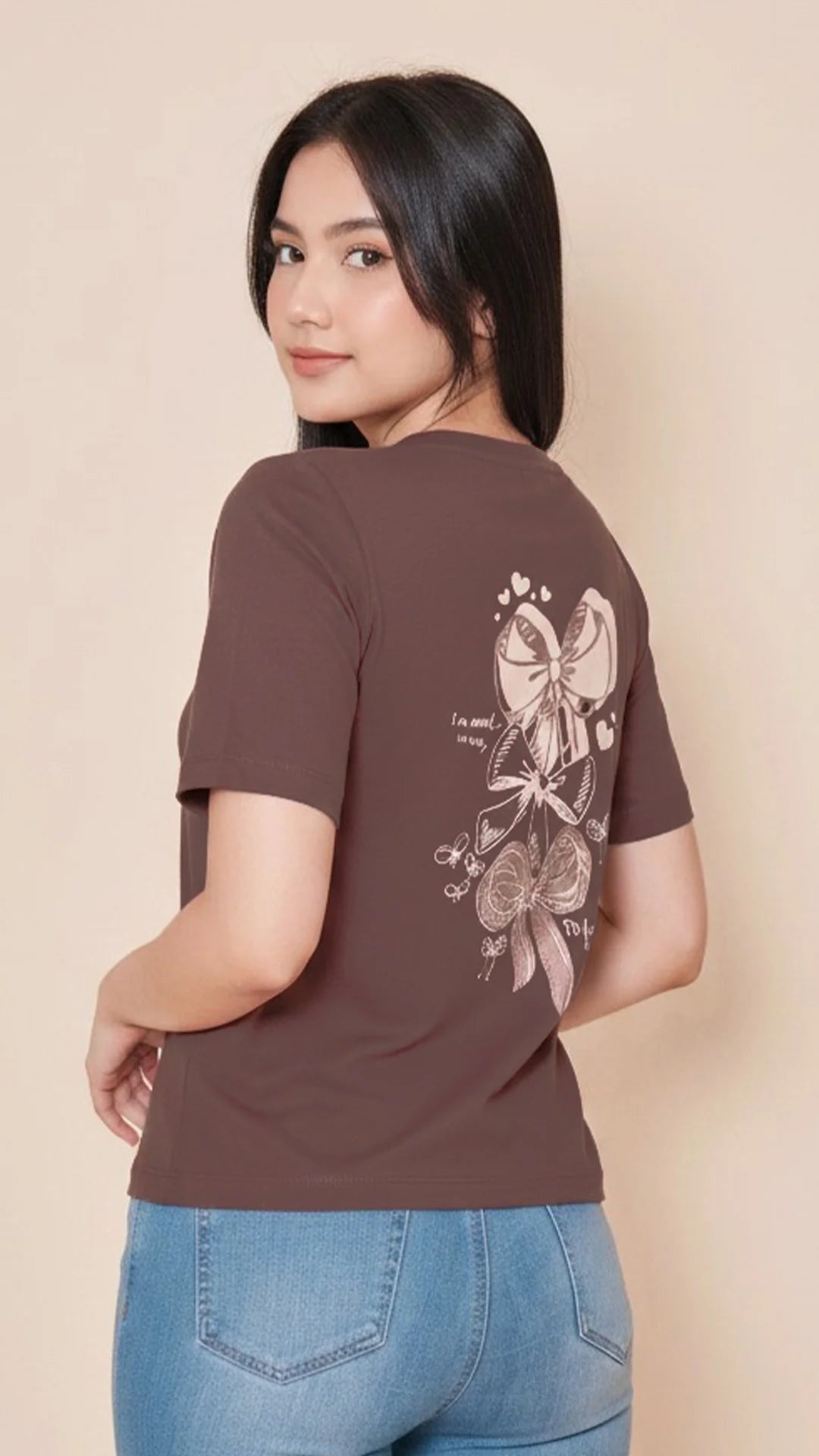 MOCCA - blusa-con-abertura-en-costado-dobladillo-ancho-estampado-sobre-tela-fria-mocca